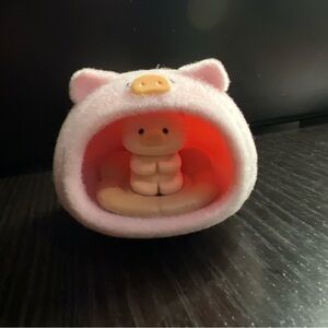 Lulu Pig Collectible!